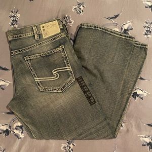Silver Jeans Co. Brand New, NEVER WORN